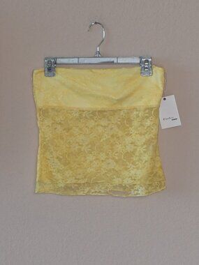 NWT Electric Behaviour Women’s Yellow Lace Strapless Tube Top Shirt  Size L